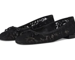 Stuart Weitzman Flats<Arabella Ballet Flat Black 1