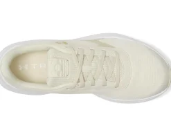 Women Under Armour Aurora 3