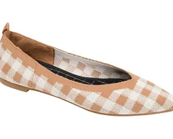 Women Journee Collection Comfort Foam™ Tayleen Flat