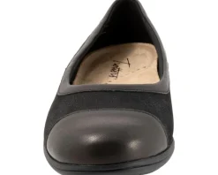 Women Trotters Delmara