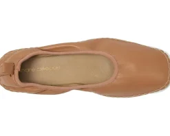 Andre Assous Geneva Camel Hot