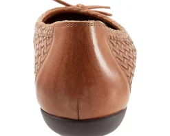 Women Trotters Gillian