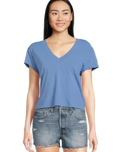 Women Michael Stars Harlan Cropped V-Neck Tee