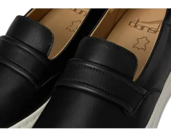 Dansko Flats<Josephine Black